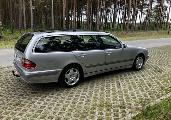 Mercedes-Benz Klasa E cena 18500 przebieg: 307256, rok produkcji 2003 z Mogilno małe 781